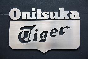 Onitsuka Tiger's logo